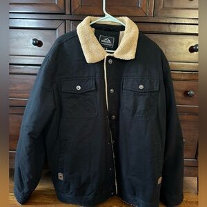 Never worn men’s Sherpa jacket.